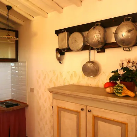 Alloggio per agriturismo Marco&andrea *